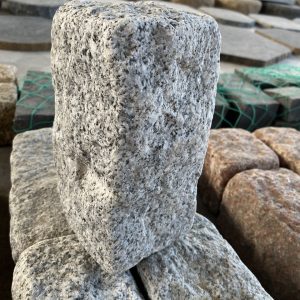 Cobbles - Paving Stone - White Granite PM - Tumbled